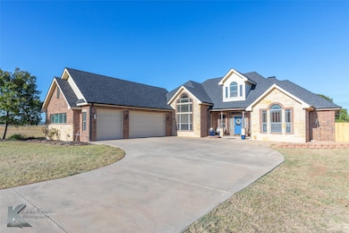 266 Peach Blossom Dr, Abilene, TX 79602 - photo 2