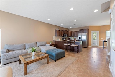 04-HardingsLanding_004