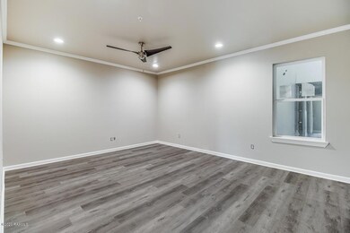 305 E. Second St-12