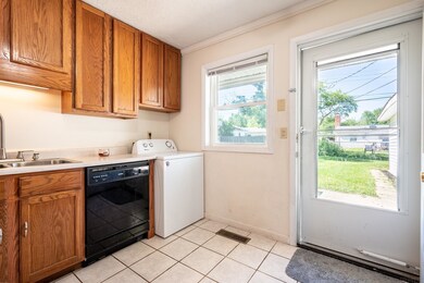 5311 Algonquin Trail, Kokomo, IN 46902 - photo 7