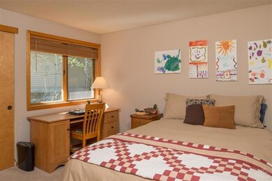 17 Yellow Pine Ln, Bend, OR 97707 - photo 7