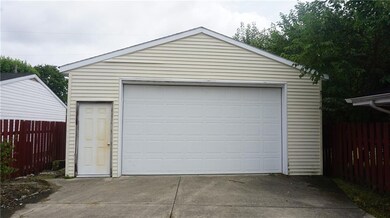 2726 W 40th St, Anderson, IN 46011 - photo 6