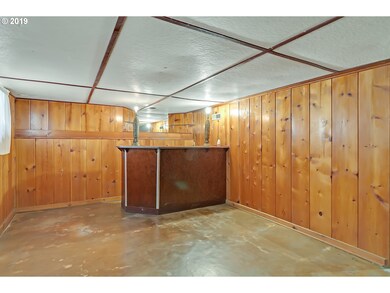 Wet Bar