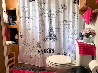 908 E 22nd Ct, Des Moines, IA 50317 - photo 7