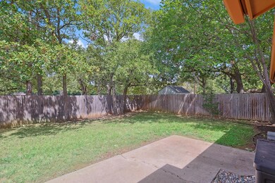 625 Steeplechase Dr, Bedford, TX 76021 - photo 2