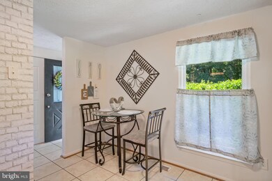 15095 Mill Spring Dr, Dumfries, VA 22025 - photo 7