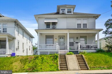 257 S Walnut St, Dallastown, PA 17313 - photo 2