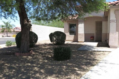 Walkway to front entry
