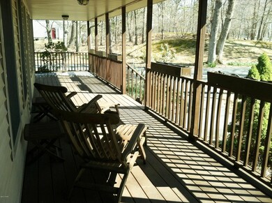 133 Apple Dr, Milford, PA 18337 - photo 6