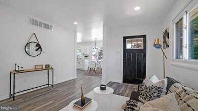 227 Lake Rd, Pasadena, MD 21122 - photo 6