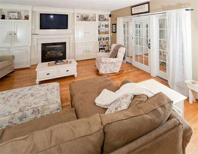 32 Bow St, Carver, MA 02330 - photo 7
