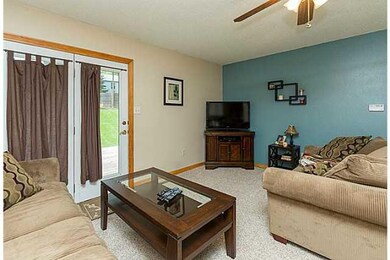 622 Hickory Hill Ln, Des Moines, IA 50317 - photo 4