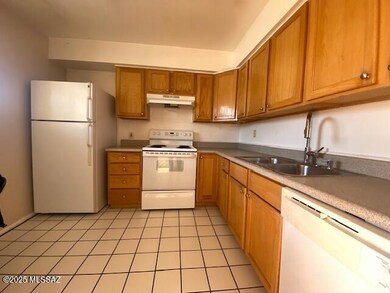 1339 E Fort Lowell Rd unit K, Tucson, AZ 85719 - photo 6