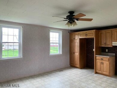 1630 Chalybeate Rd, Bedford, PA 15522 - photo 4