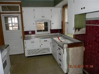 904 Manchester Ave, Westchester, IL 60154 - photo 4