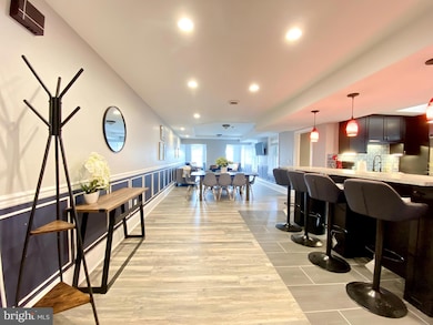 712 N West St unit 2 ROOM 1 AND 2, Wilmington, DE 19801 - photo 3