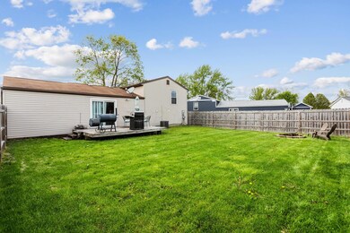 832 Cherry Bud Dr, Columbus, OH 43228 - photo 5