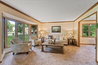 Light and Bright Sitting Room