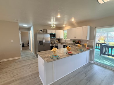 1155 W 2200 N, Layton, UT 84041 - photo 5