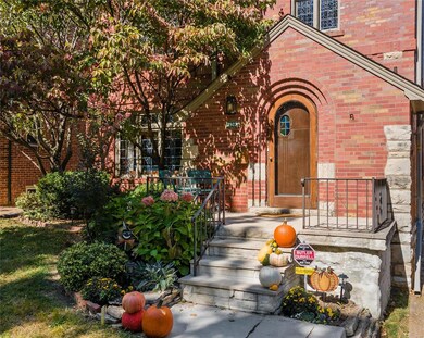 Stunning Tudor design with curb appeal