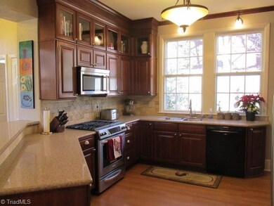 178 N Hawthorne Rd, Winston Salem, NC 27104 - photo 7