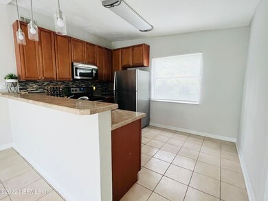 1904 Burkholder Cir W, Jacksonville, FL 32216 - photo 5