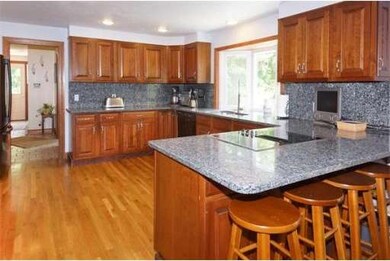 159 Pleasant St, Northborough, MA 01532 - photo 4