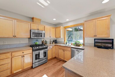 20155 Selkirk Mountain Way, Bend, OR 97702 - photo 6