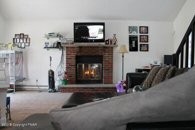 1144 Country Place Dr, Tobyhanna, PA 18466 - photo 2