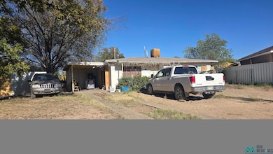 1109 N Greenwood Ave, Roswell, NM 88201 - photo 2