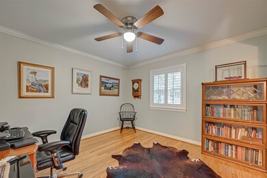 12131 Rhett Dr, Houston, TX 77024 - photo 5