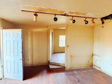 1412 Houston St, Durant, OK 74701 - photo 5