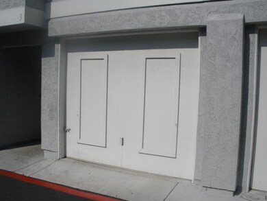 4220 Vista Del Rio Way unit 4, Oceanside, CA 92057 - photo 3