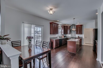 409 Townsend Dr, Perkasie, PA 18944 - photo 6