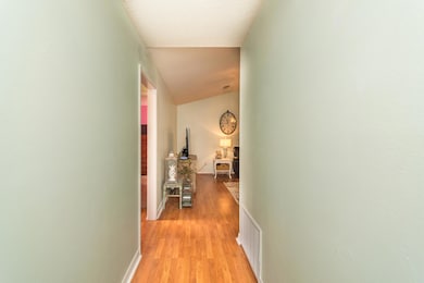 2940 Stillwell Blvd-5