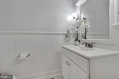 106 Brookside Dr unit 123, Downingtown, PA 19335 - photo 6