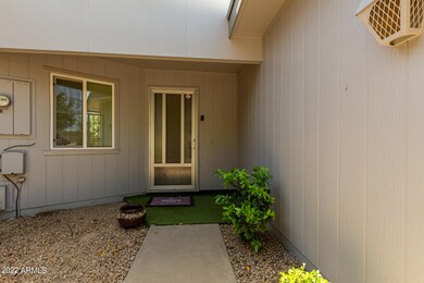 10545 W Ocotillo Dr, Sun City, AZ 85373 - photo 3