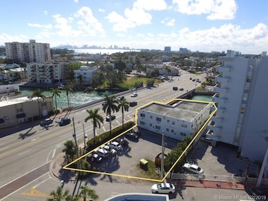 7110 Bonita Dr, Miami Beach, FL 33141 - photo 5