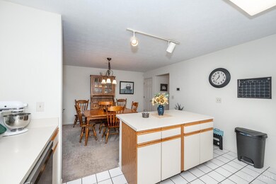 11785 Gable Glen Ln, Cincinnati, OH 45249 - photo 6