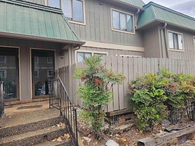 2225 Golf Rd SW unit 202, Huntsville, AL 35802 - photo 2