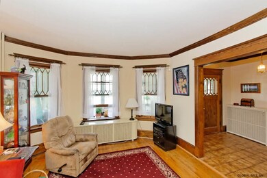 641 Providence St, Albany, NY 12208 - photo 4