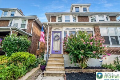 1209 Maple St, Bethlehem, PA 18018 - photo 2