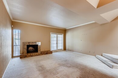 6214 N 30-005-005-Living Ro-MLS_Size