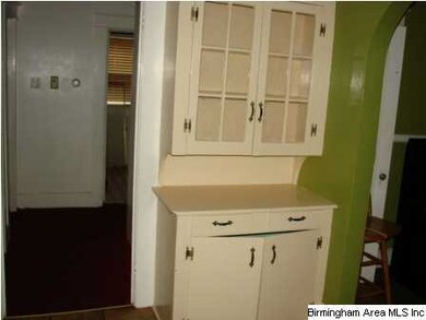 Built in cabinets in breakfast nook