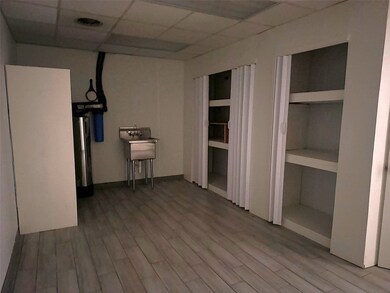 2323 Main St, Waller, TX 77484 - photo 3