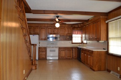 11292 Mount Cross Rd, Danville, VA 24540 - photo 3