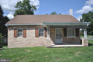 415 E D St, Brunswick, MD 21716 - photo 2
