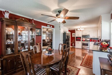This dynamic eat in kitchen offers so much room for cooking and entertaining.
