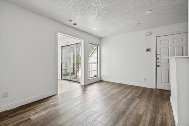 2300 Bamboo Dr unit N307, Arlington, TX 76006 - photo 3