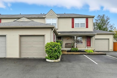 5681 Mango Ln unit 102D, Hilliard, OH 43026 - photo 2